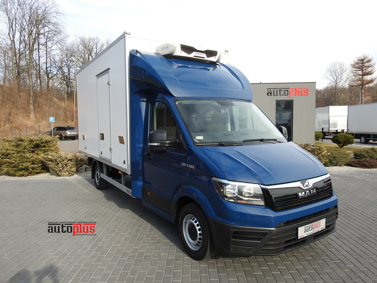 MAN TGE 3.180 REGRIGERATOR BOX -5*C 8 PALLETS HEATING FUNCTION CRUISE CONTROL PNEUMATICS AIR CONDITIONING 180HP - Furgoneta frigorifica: foto 1 MAN TGE 3.180 REGRIGERATOR BOX -5*C 8 PALLETS HEATING FUNCTION CRUISE CONTROL PNEUMATICS AIR CONDITIONING 180HP - Furgoneta frigorifica: foto 1