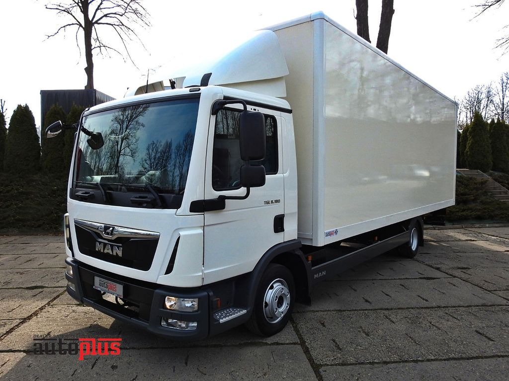 MAN TGL 8.18 KOFFER 16 PALETTEN ZWILLINGSRÄDER - Furgoneta caja cerrada: foto 1 MAN TGL 8.18 KOFFER 16 PALETTEN ZWILLINGSRÄDER - Furgoneta caja cerrada: foto 1