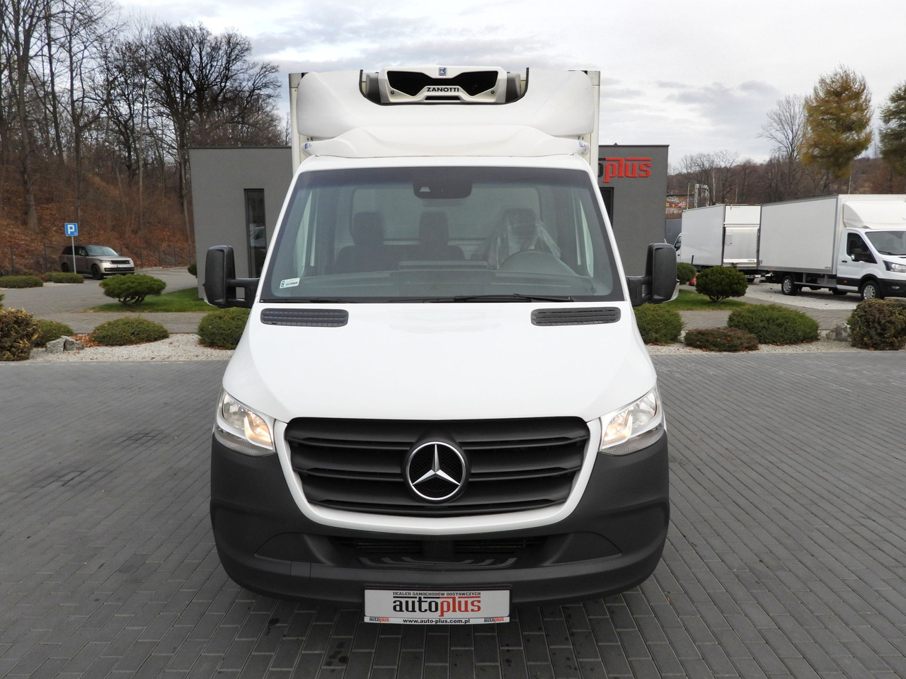 MERCEDES SPRINTER 314 REGRIGERATOR BOX -1*C CRUISE CONTROL NAVIGATION AIR CONDITIONING 140HP - Furgoneta frigorifica: foto 5 MERCEDES SPRINTER 314 REGRIGERATOR BOX -1*C CRUISE CONTROL NAVIGATION AIR CONDITIONING 140HP - Furgoneta frigorifica: foto 5