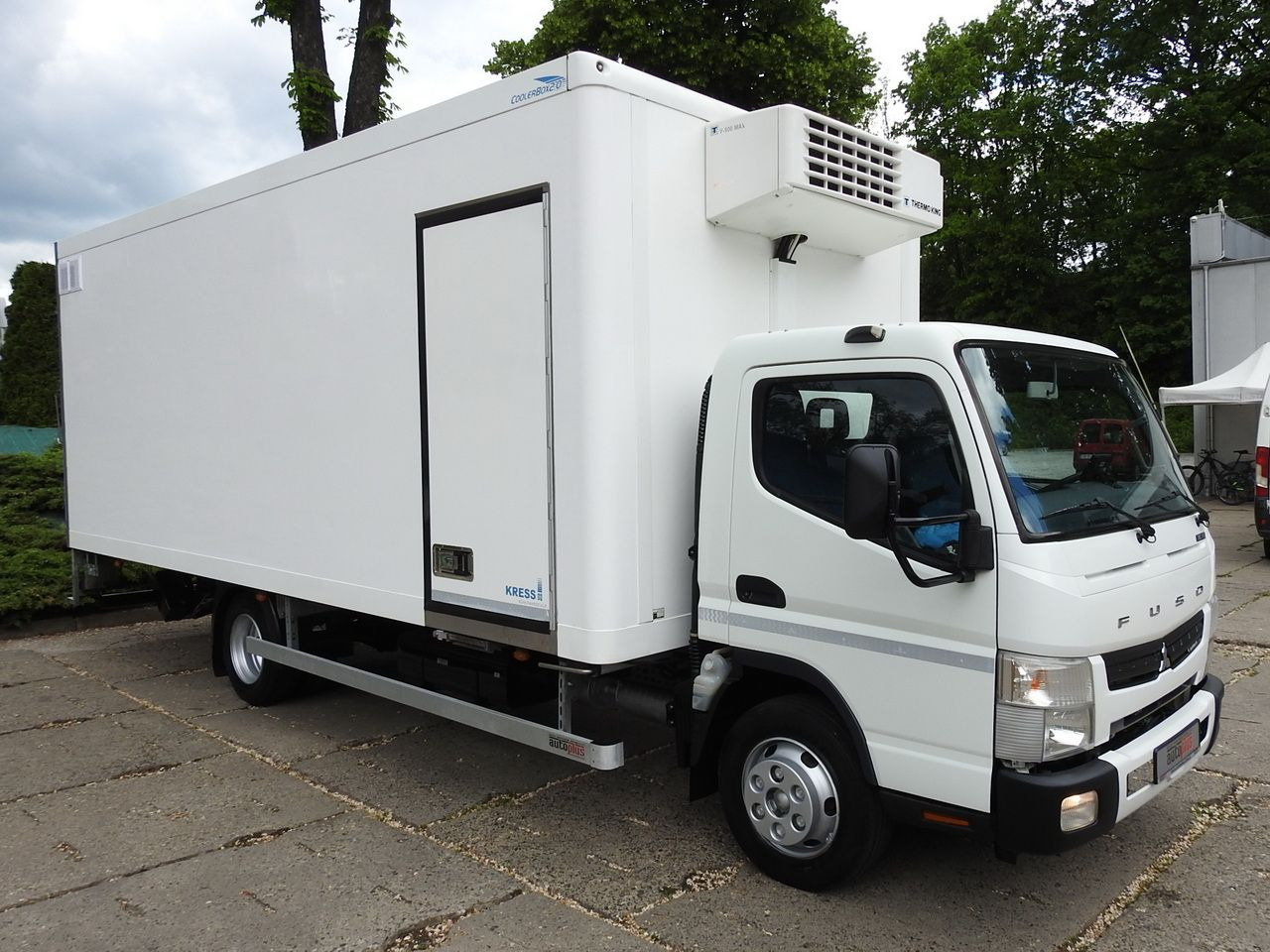 MITSUBISHI CANTER FUSO 7C15 REGRIGERATOR BOX -4*C LIFT POWER SUPPLY 230V AIR CONDITIONING AUTOMATIC TRANSMISSION  150HP - Camión frigorífico: foto 4 MITSUBISHI CANTER FUSO 7C15 REGRIGERATOR BOX -4*C LIFT POWER SUPPLY 230V AIR CONDITIONING AUTOMATIC TRANSMISSION  150HP - Camión frigorífico: foto 4