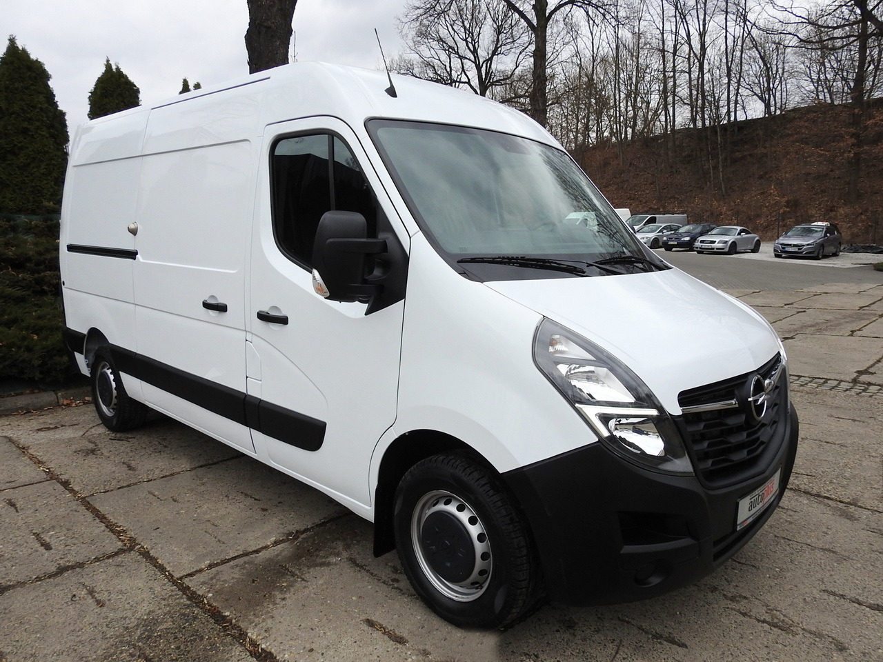 OPEL MOVANO REFRIGERATOR VAN 0*C CRUISE CONTROL NAVIGATION AIR CONDITIONING LED LIGHTS 136HP - Furgoneta frigorifica: foto 4 OPEL MOVANO REFRIGERATOR VAN 0*C CRUISE CONTROL NAVIGATION AIR CONDITIONING LED LIGHTS 136HP - Furgoneta frigorifica: foto 4