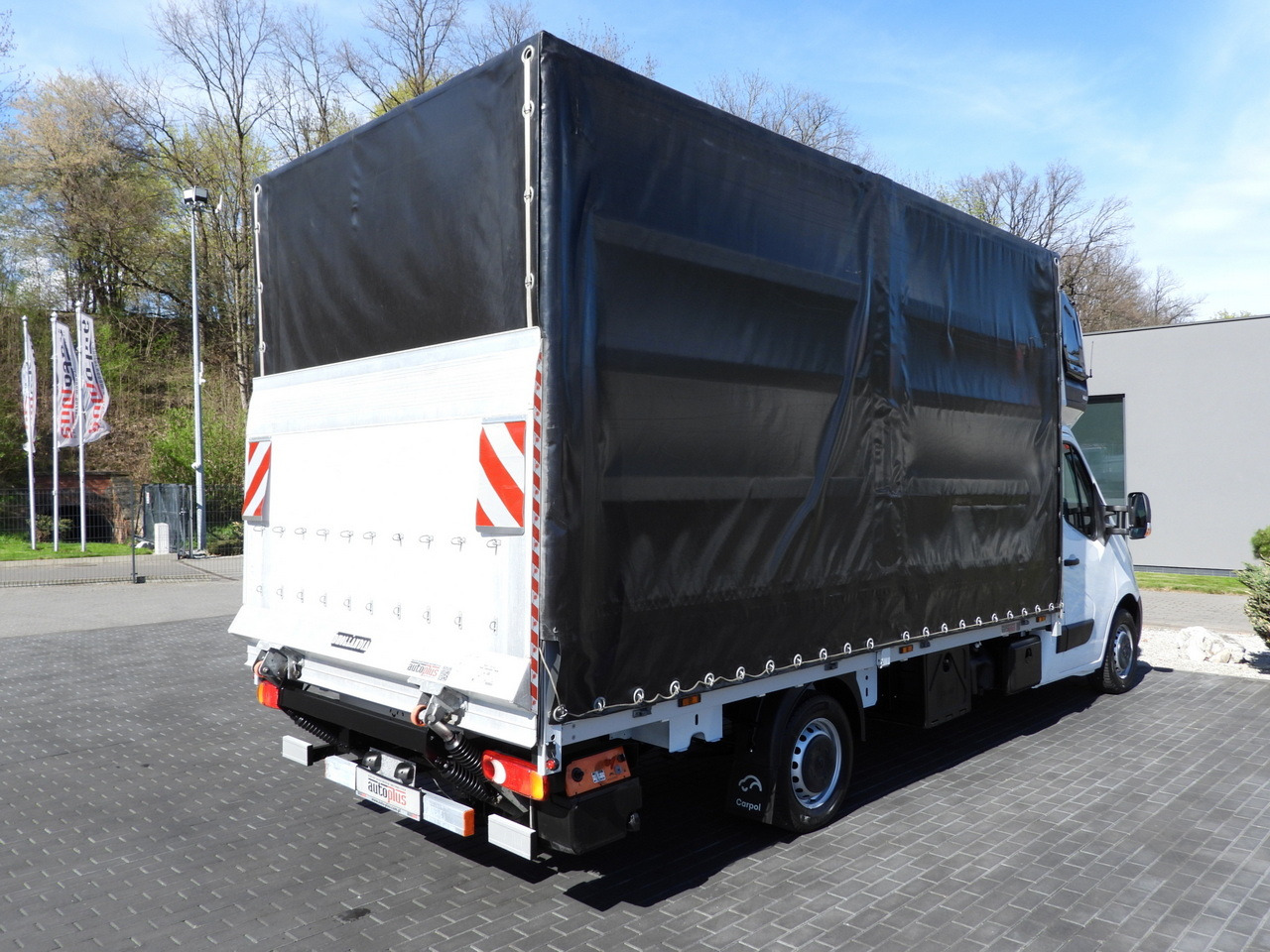 OPEL MOVANO TARPAULIN LIFT 9 PALLETS WEBASTO CRUISE CONTROL LED LIGHTS PNEUMATICS AIR CONDITIONING 165HP - Furgoneta con lona: foto 3 OPEL MOVANO TARPAULIN LIFT 9 PALLETS WEBASTO CRUISE CONTROL LED LIGHTS PNEUMATICS AIR CONDITIONING 165HP - Furgoneta con lona: foto 3