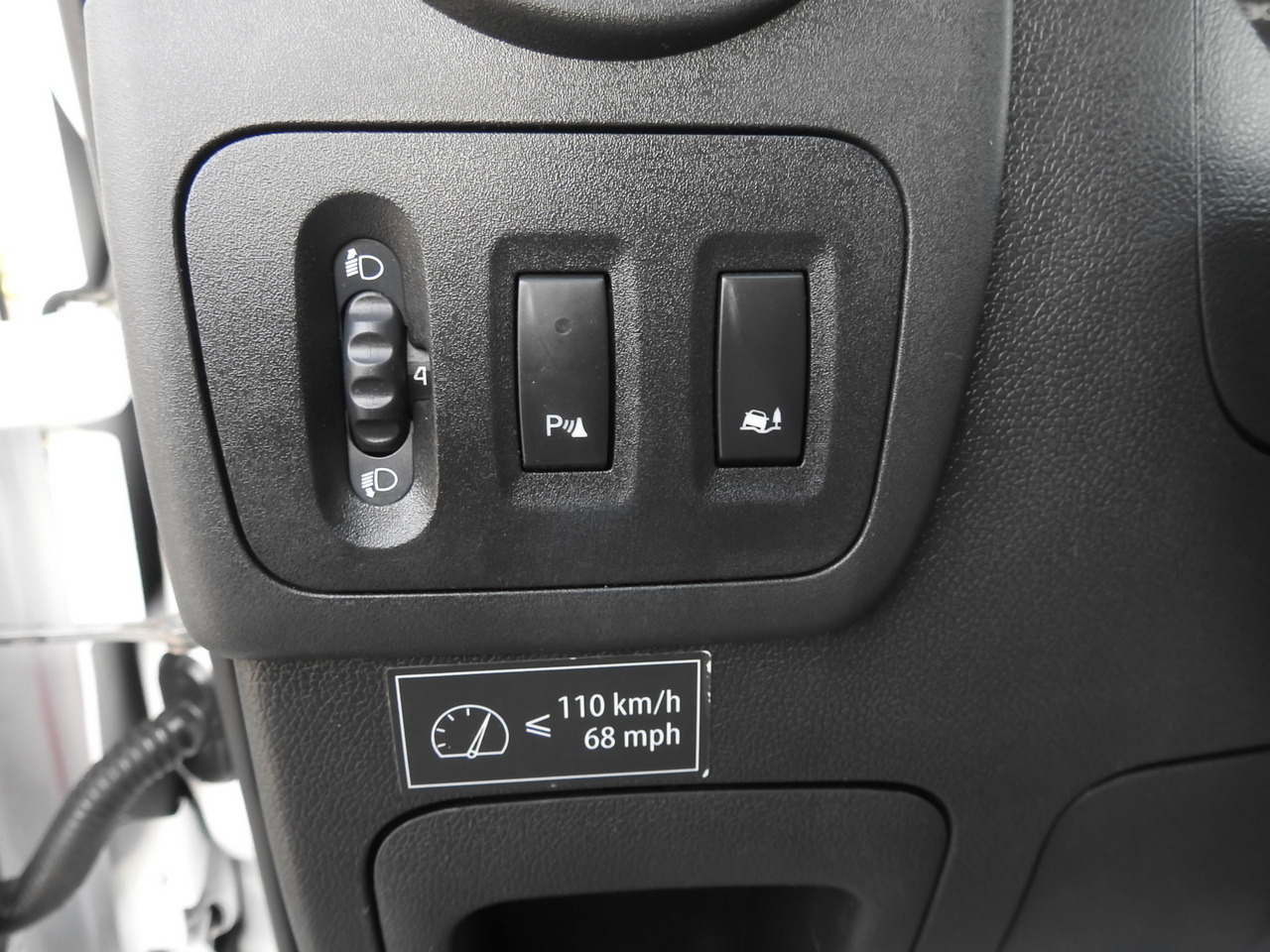 Furgón RENAULT MASTER BOX DELIVERY VAN 7 SEATS CRUISE CONTROL AIR CONDITIONING 130HP: foto 22 Furgón RENAULT MASTER BOX DELIVERY VAN 7 SEATS CRUISE CONTROL AIR CONDITIONING 130HP: foto 22