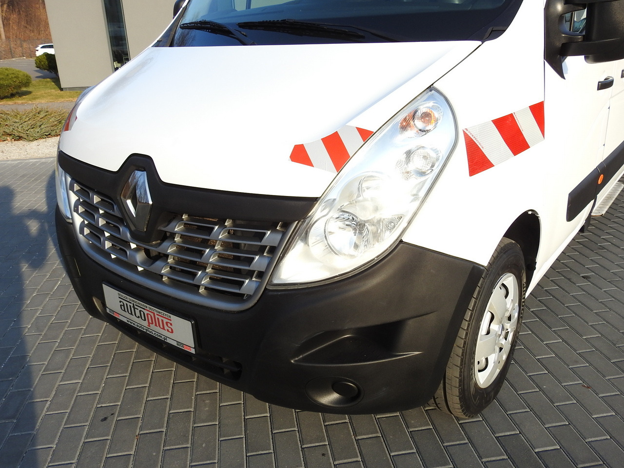 Furgón RENAULT MASTER BOX DELIVERY VAN 7 SEATS CRUISE CONTROL AIR CONDITIONING 130HP: foto 16 Furgón RENAULT MASTER BOX DELIVERY VAN 7 SEATS CRUISE CONTROL AIR CONDITIONING 130HP: foto 16