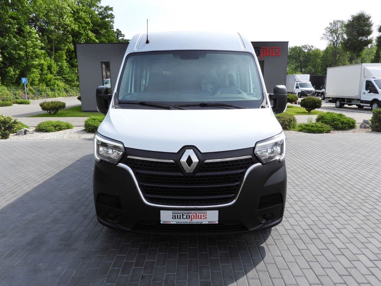 RENAULT MASTER BOX DELIVERY VAN 7 SEATS CRUISE CONTROL NAVIGATION LED LIGHTS AIR CONDITIONING 140HP - Furgón: foto 5 RENAULT MASTER BOX DELIVERY VAN 7 SEATS CRUISE CONTROL NAVIGATION LED LIGHTS AIR CONDITIONING 140HP - Furgón: foto 5