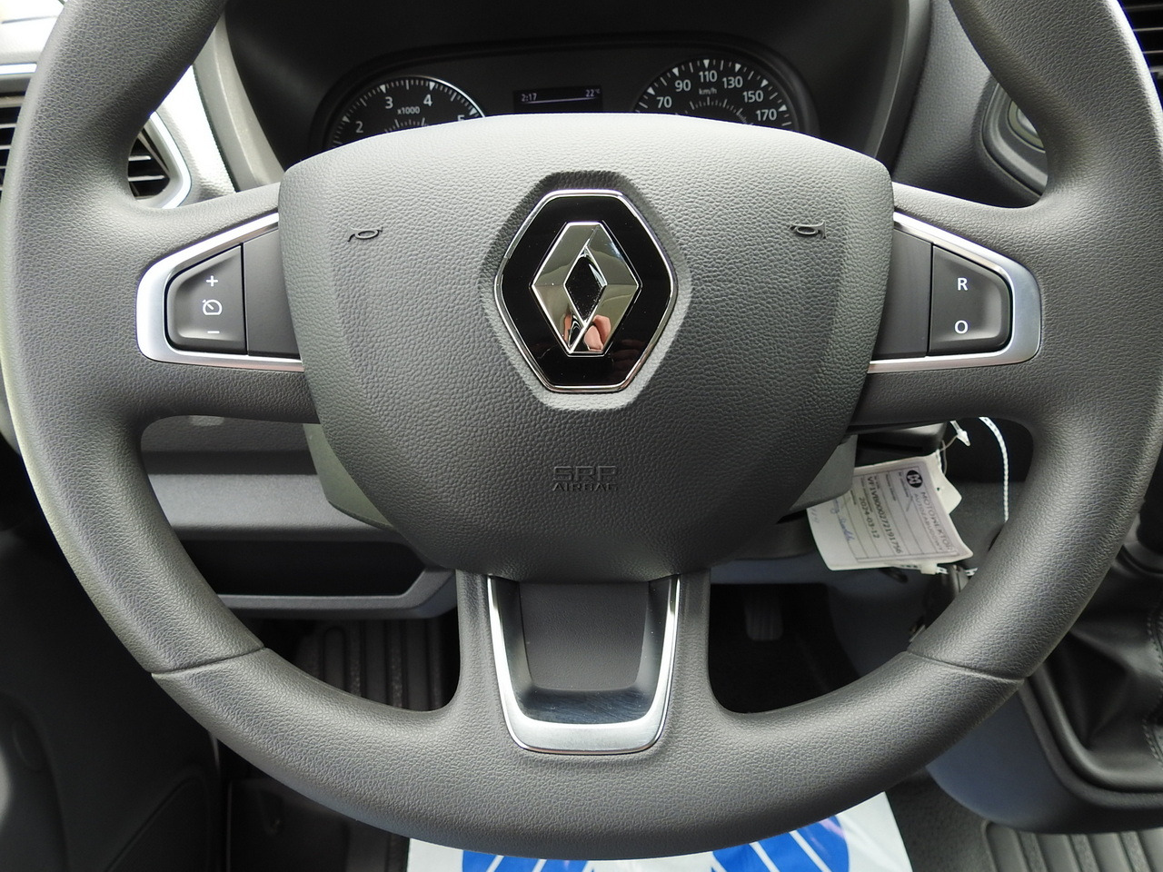 Arrendamiento de RENAULT MASTER NEW REGRIGERATOR BOX -10*C 8 PALLETS CRUISE CONTROL AIR CONDITIONING LED LIGHTS GUARANTEE 165HP RENAULT MASTER NEW REGRIGERATOR BOX -10*C 8 PALLETS CRUISE CONTROL AIR CONDITIONING LED LIGHTS GUARANTEE 165HP: foto 31 Arrendamiento de RENAULT MASTER NEW REGRIGERATOR BOX -10*C 8 PALLETS CRUISE CONTROL AIR CONDITIONING LED LIGHTS GUARANTEE 165HP RENAULT MASTER NEW REGRIGERATOR BOX -10*C 8 PALLETS CRUISE CONTROL AIR CONDITIONING LED LIGHTS GUARANTEE 165HP: foto 31