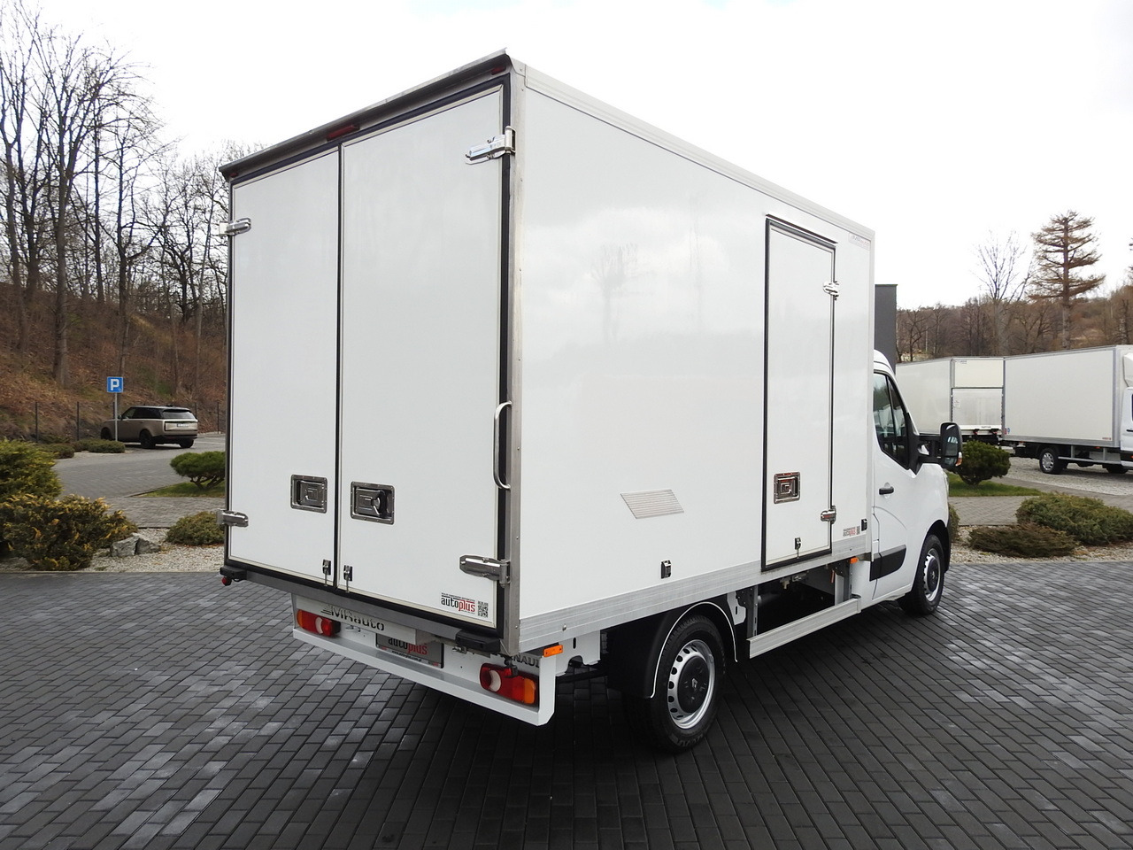 RENAULT MASTER REGRIGERATOR BOX 0*C LED LIGHTS AIR CONDITIONING 145HP - Furgoneta frigorifica: foto 3 RENAULT MASTER REGRIGERATOR BOX 0*C LED LIGHTS AIR CONDITIONING 145HP - Furgoneta frigorifica: foto 3