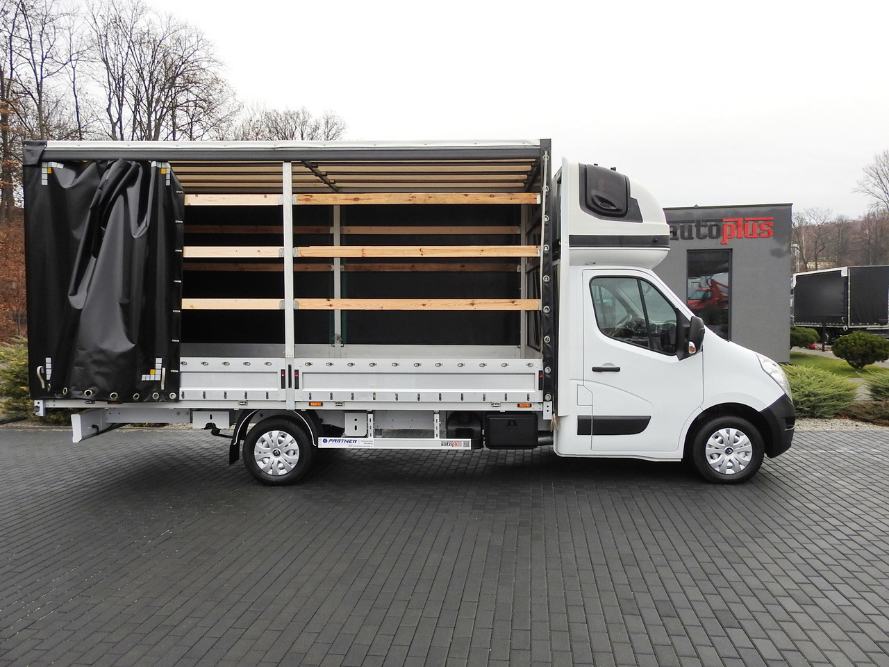 Furgoneta con lona RENAULT MASTER TARPAULIN 10 PALLETS WEBASTO CRUISE CONTROL AIR CONDITIONING  170HP: foto 8