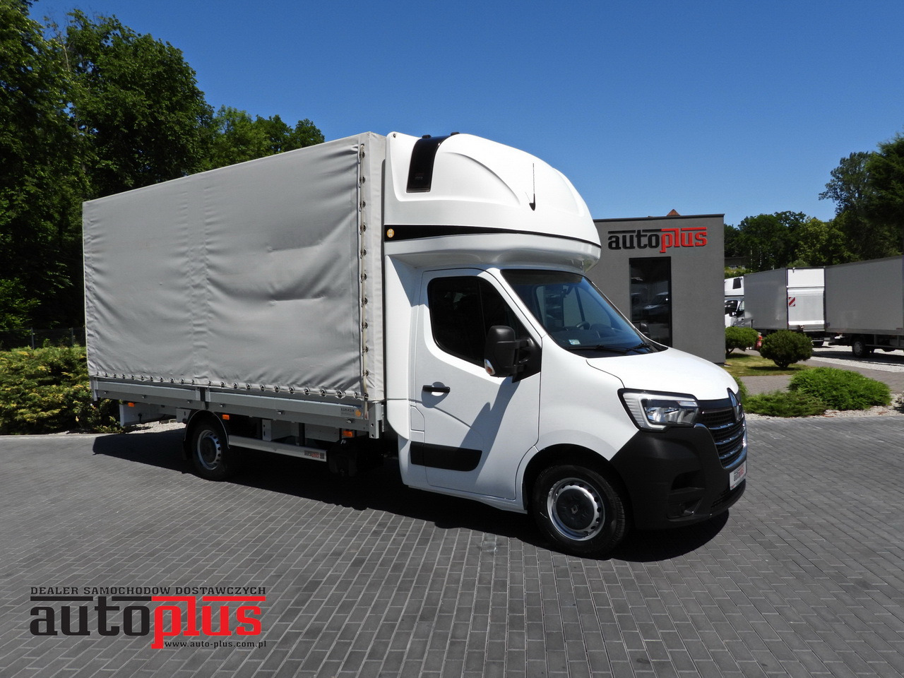 RENAULT MASTER  TARPAULIN 10 PALLETS WEBASTO CRUISE CONTROL LED LIGHTS PNEUMATICS AIR CONDITIONING  165HP - Furgoneta con lona: foto 1 RENAULT MASTER  TARPAULIN 10 PALLETS WEBASTO CRUISE CONTROL LED LIGHTS PNEUMATICS AIR CONDITIONING  165HP - Furgoneta con lona: foto 1