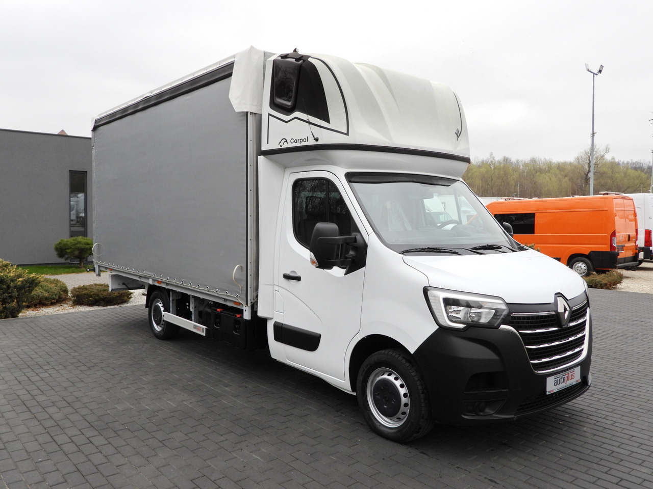 RENAULT MASTER TARPAULIN 10 PALLETS WEBASTO CRUISE CONTROL LED LIGHTS PNEUMATICS AIR CONDITIONING 165HP - Furgoneta con lona: foto 4 RENAULT MASTER TARPAULIN 10 PALLETS WEBASTO CRUISE CONTROL LED LIGHTS PNEUMATICS AIR CONDITIONING 165HP - Furgoneta con lona: foto 4