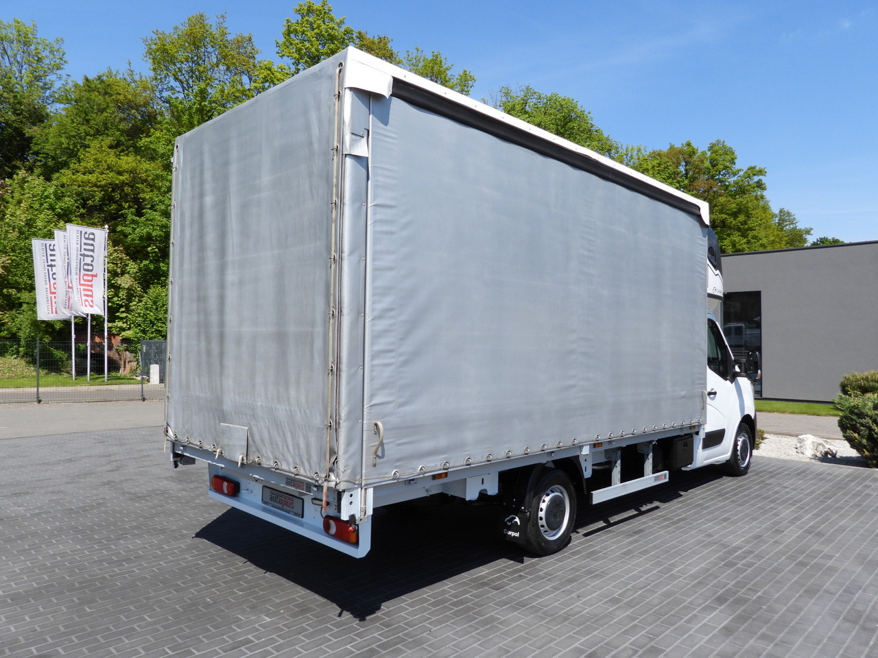 Furgoneta con lona RENAULT MASTER  TARPAULIN 10 PALLETS WEBASTO CRUISE CONTROL LED LIGHTS PNEUMATICS AIR CONDITIONING  165HP: foto 24