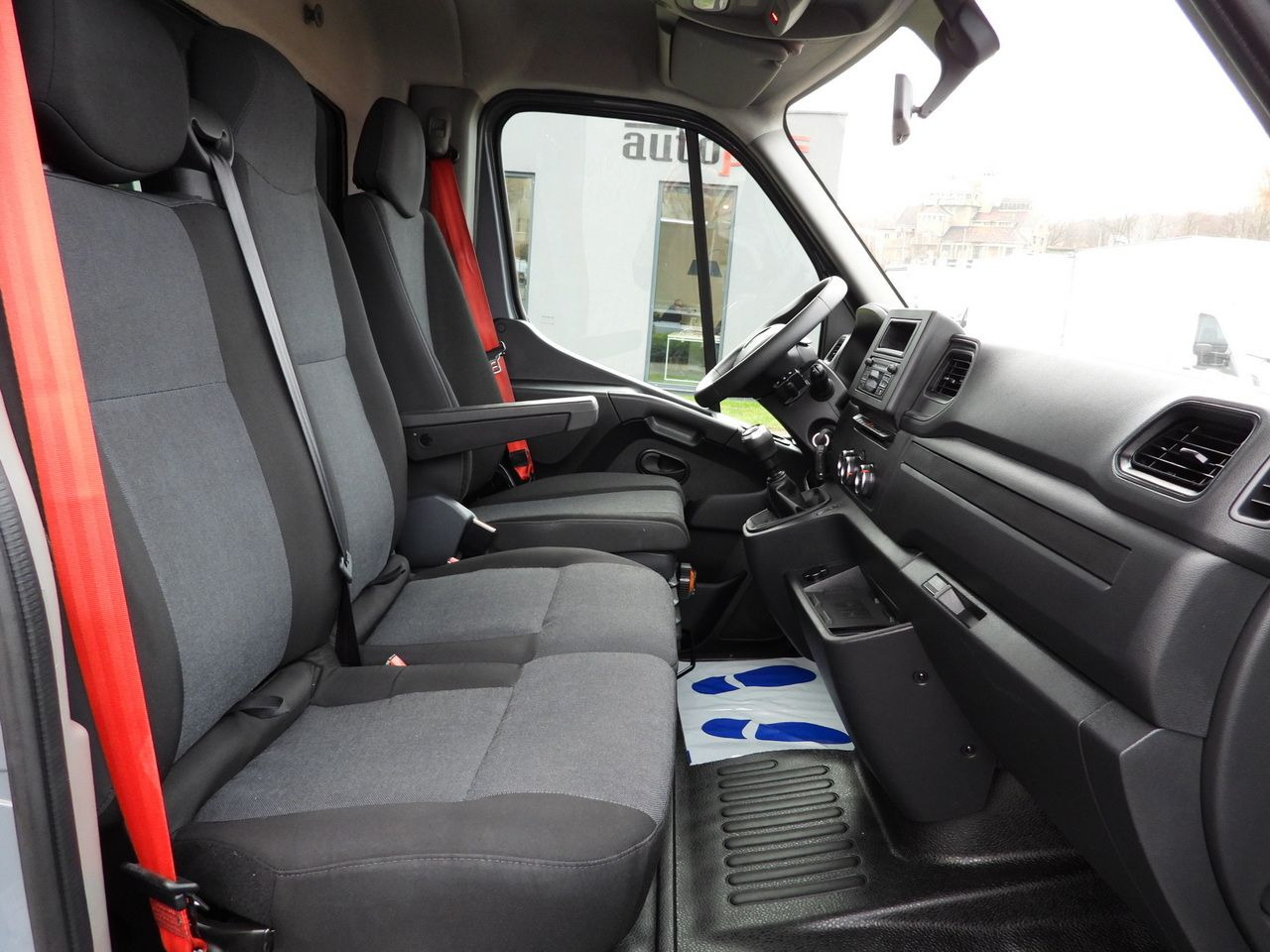 Furgoneta con lona RENAULT MASTER TARPAULIN 10 PALLETS WEBASTO CRUISE CONTROL LED LIGHTS PNEUMATICS AIR CONDITIONING  165HP: foto 38