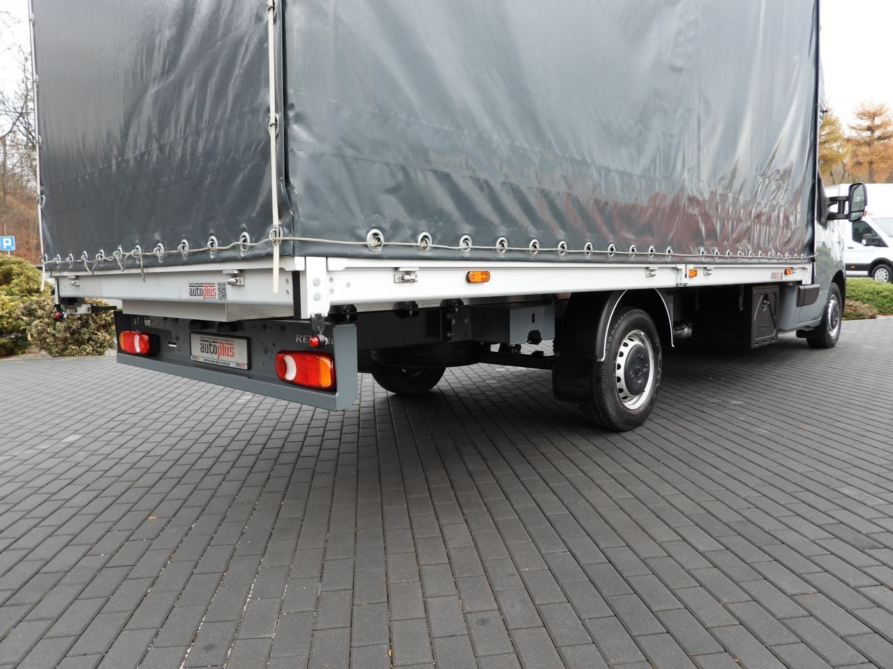 Furgoneta con lona RENAULT MASTER TARPAULIN 10 PALLETS WEBASTO CRUISE CONTROL LED LIGHTS PNEUMATICS AIR CONDITIONING  165HP: foto 25