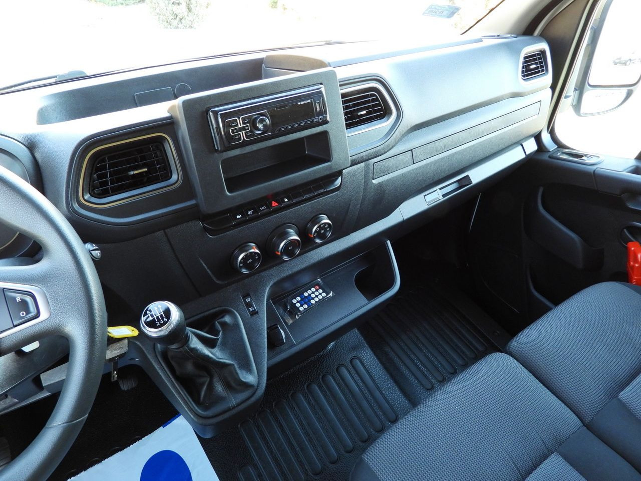 Furgoneta con lona RENAULT MASTER TARPAULIN 10 PALLETS WEBASTO CRUISE CONTROL LED LIGHTS PNEUMATICS AIR CONDITIONING  165HP: foto 34