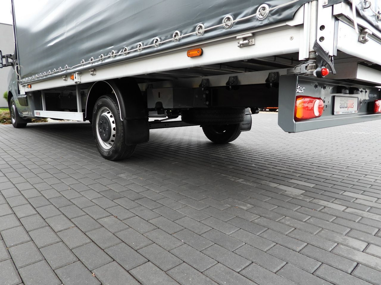 Furgoneta con lona RENAULT MASTER TARPAULIN 10 PALLETS WEBASTO CRUISE CONTROL LED LIGHTS PNEUMATICS AIR CONDITIONING  165HP: foto 16