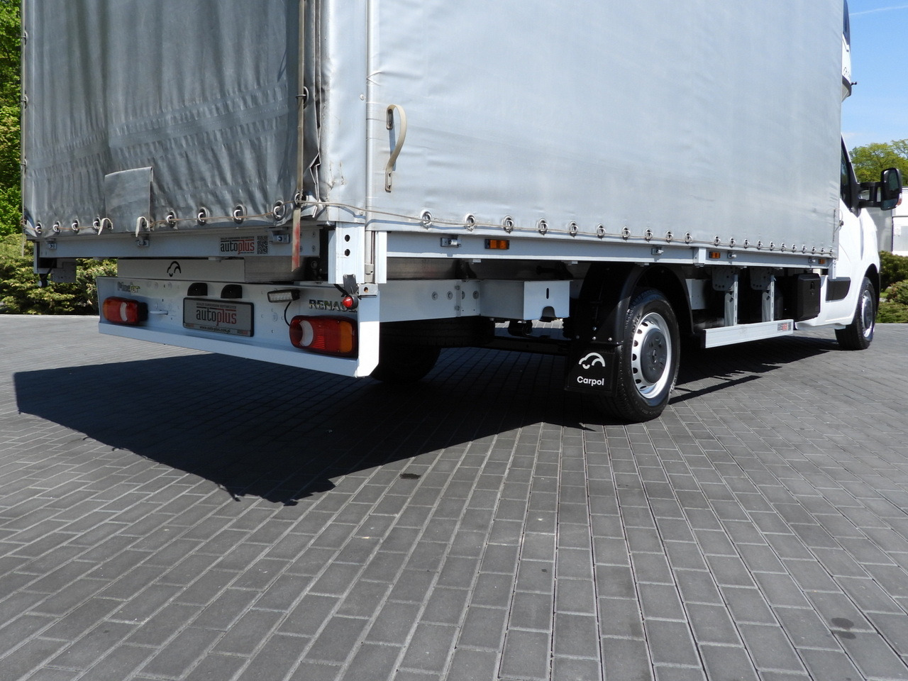 Furgoneta con lona RENAULT MASTER  TARPAULIN 10 PALLETS WEBASTO CRUISE CONTROL LED LIGHTS PNEUMATICS AIR CONDITIONING  165HP: foto 37