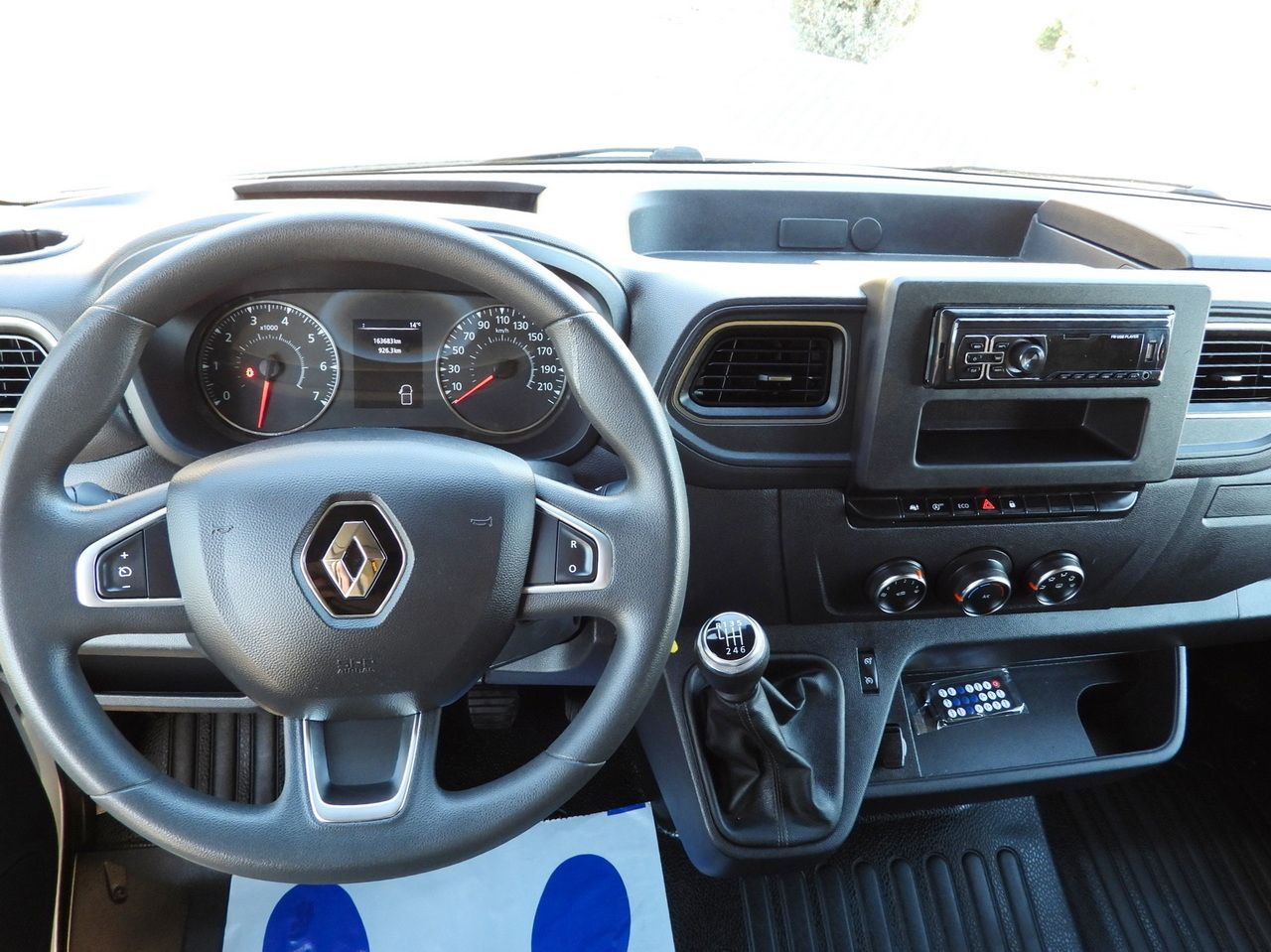 Furgoneta con lona RENAULT MASTER TARPAULIN 10 PALLETS WEBASTO CRUISE CONTROL LED LIGHTS PNEUMATICS AIR CONDITIONING  165HP: foto 32