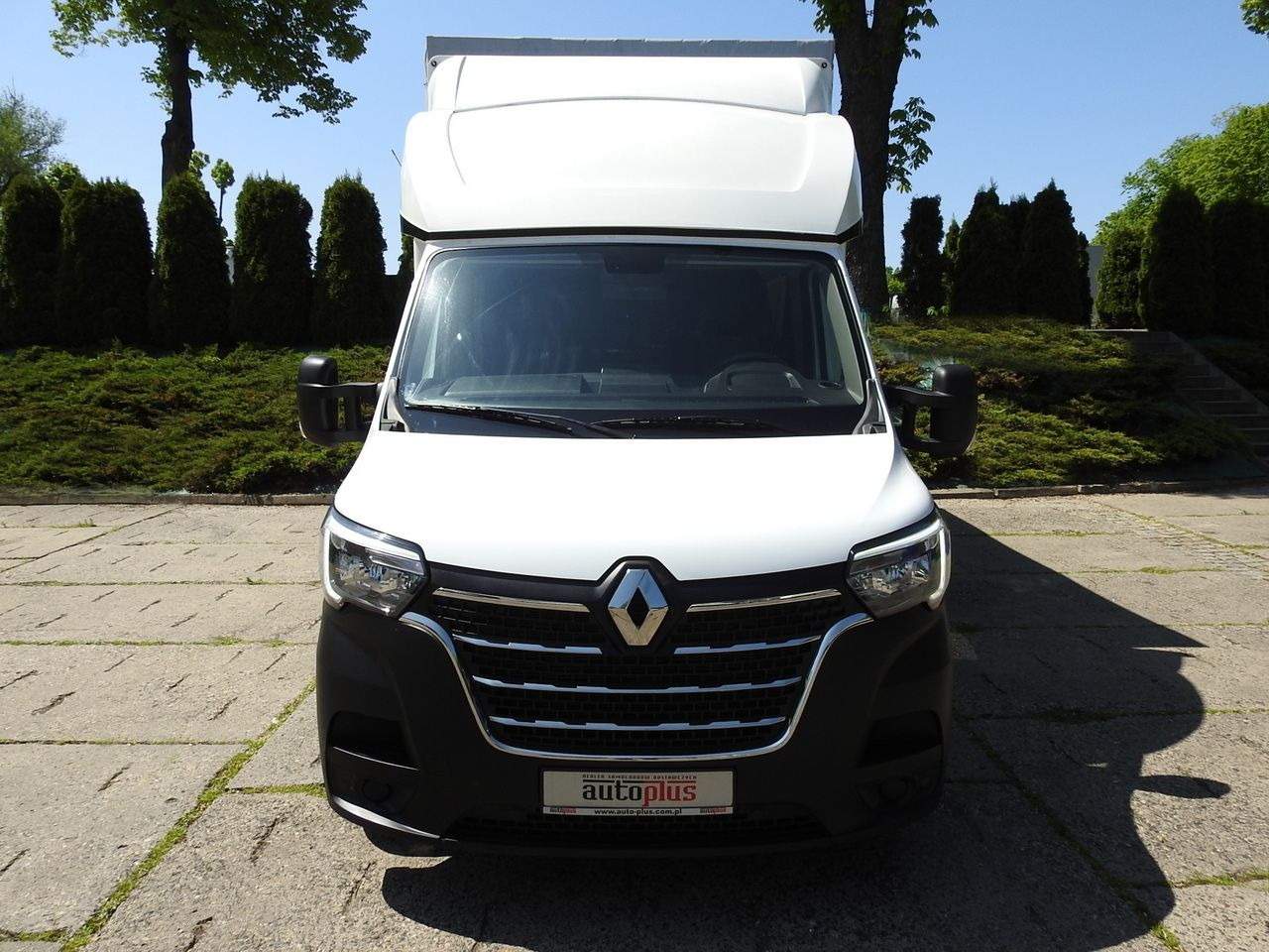 RENAULT MASTER  TARPAULIN 8 PALLETS WEBASTO CRUISE CONTROL LED LIGHTS PNEUMATICS  165HP - Furgoneta con lona: foto 5 RENAULT MASTER  TARPAULIN 8 PALLETS WEBASTO CRUISE CONTROL LED LIGHTS PNEUMATICS  165HP - Furgoneta con lona: foto 5
