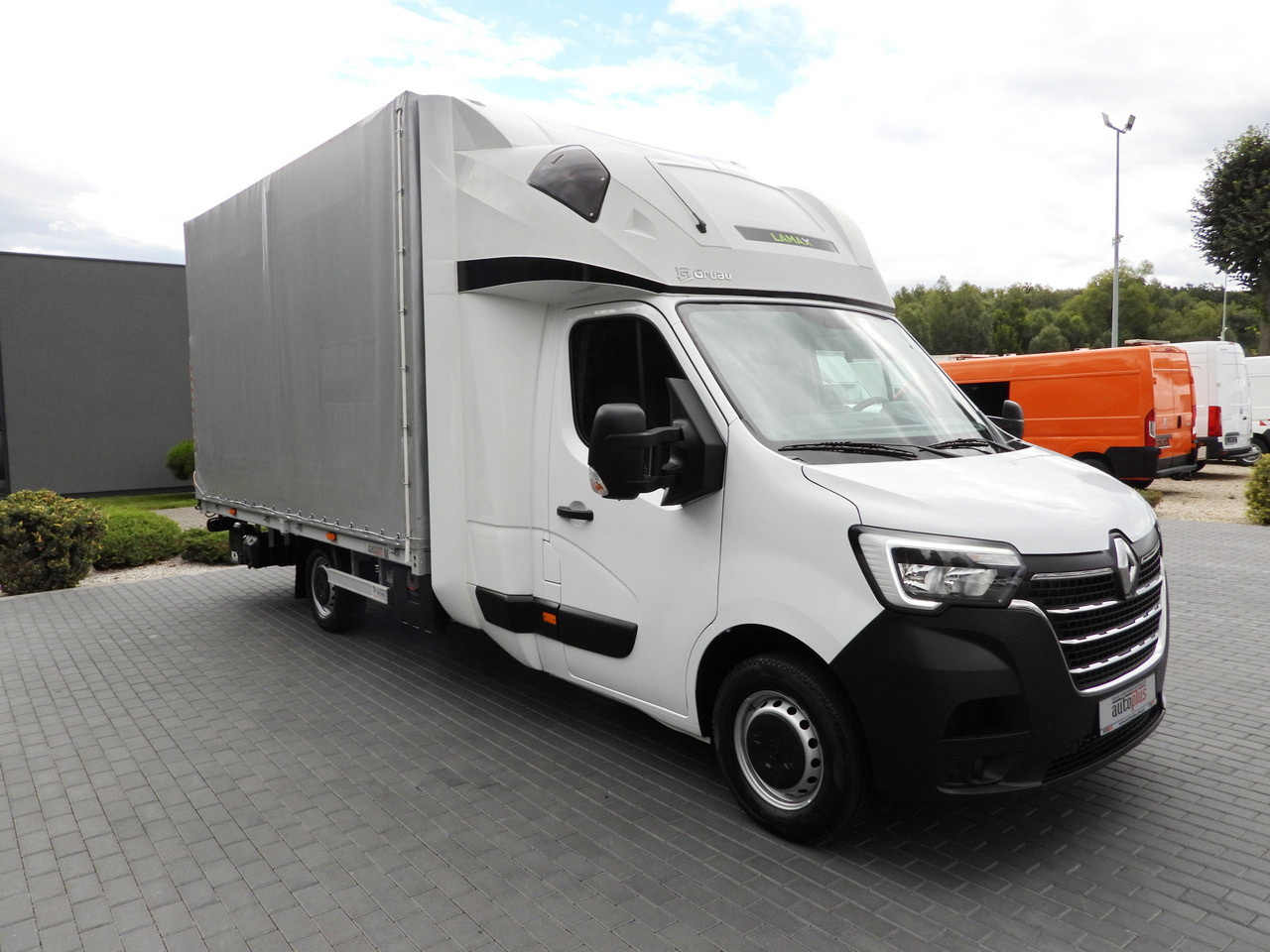 RENAULT MASTER TARPAULIN LIFT 10 PALLETS WEBASTO CRUISE CONTROL LED LIGHTS AIR CONDITIONING  165HP - Furgoneta con lona: foto 4 RENAULT MASTER TARPAULIN LIFT 10 PALLETS WEBASTO CRUISE CONTROL LED LIGHTS AIR CONDITIONING  165HP - Furgoneta con lona: foto 4