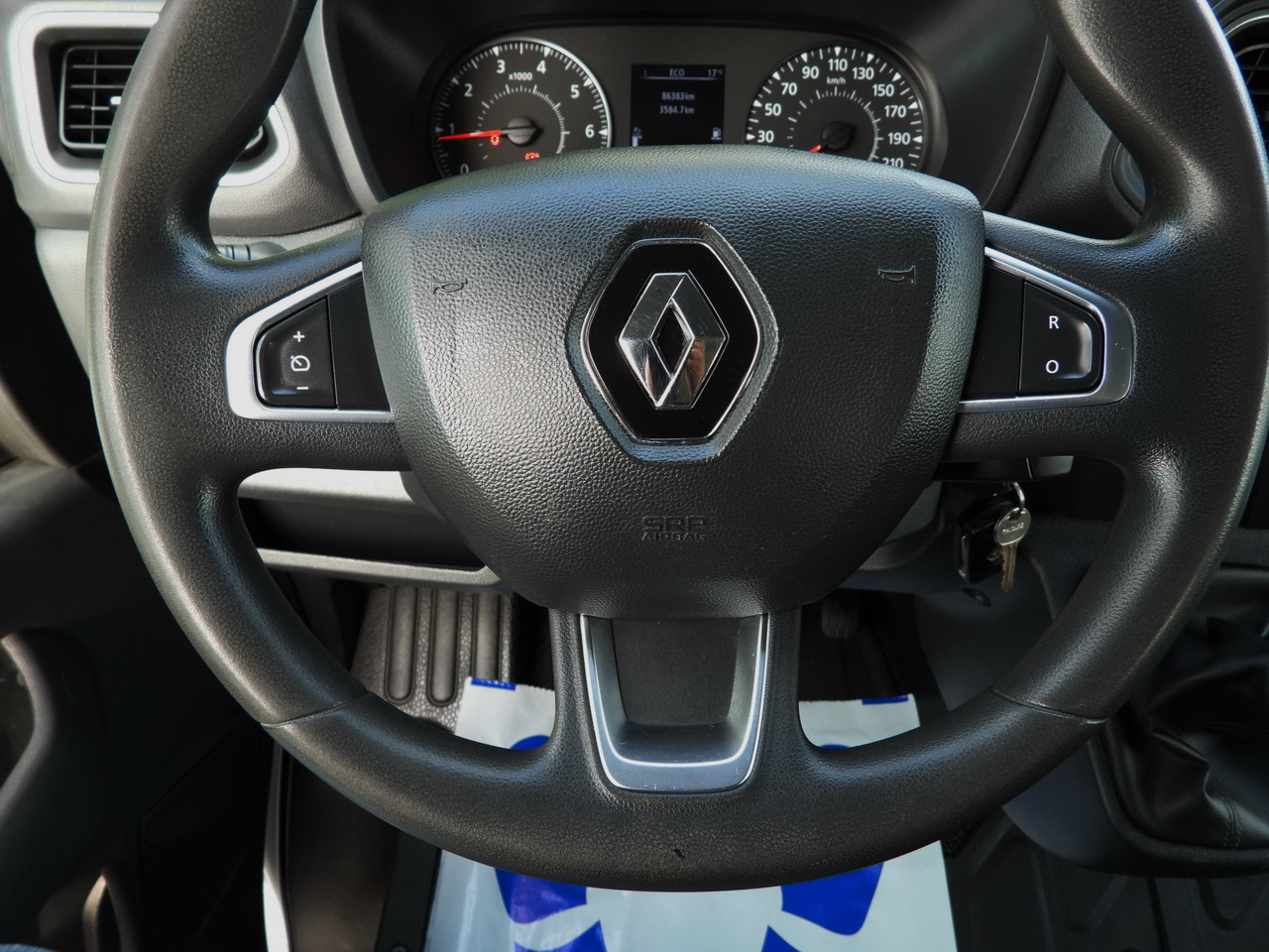 Furgoneta basculante RENAULT MASTER TIPPER CRUISE CONTROL LED LIGHTS TWIN WHEELS AIR CONDITIONING  130HP: foto 29