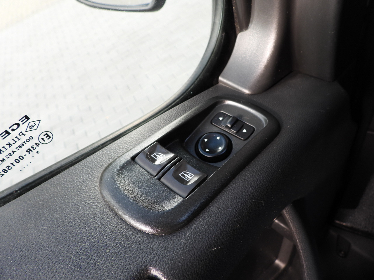 Furgoneta basculante RENAULT MASTER TIPPER CRUISE CONTROL LED LIGHTS TWIN WHEELS AIR CONDITIONING  130HP: foto 32