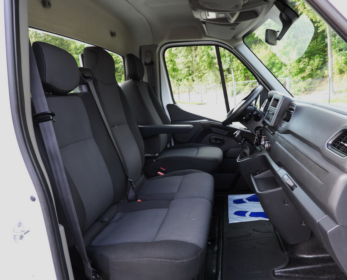 Furgoneta basculante RENAULT MASTER TIPPER CRUISE CONTROL LED LIGHTS TWIN WHEELS AIR CONDITIONING  130HP: foto 36