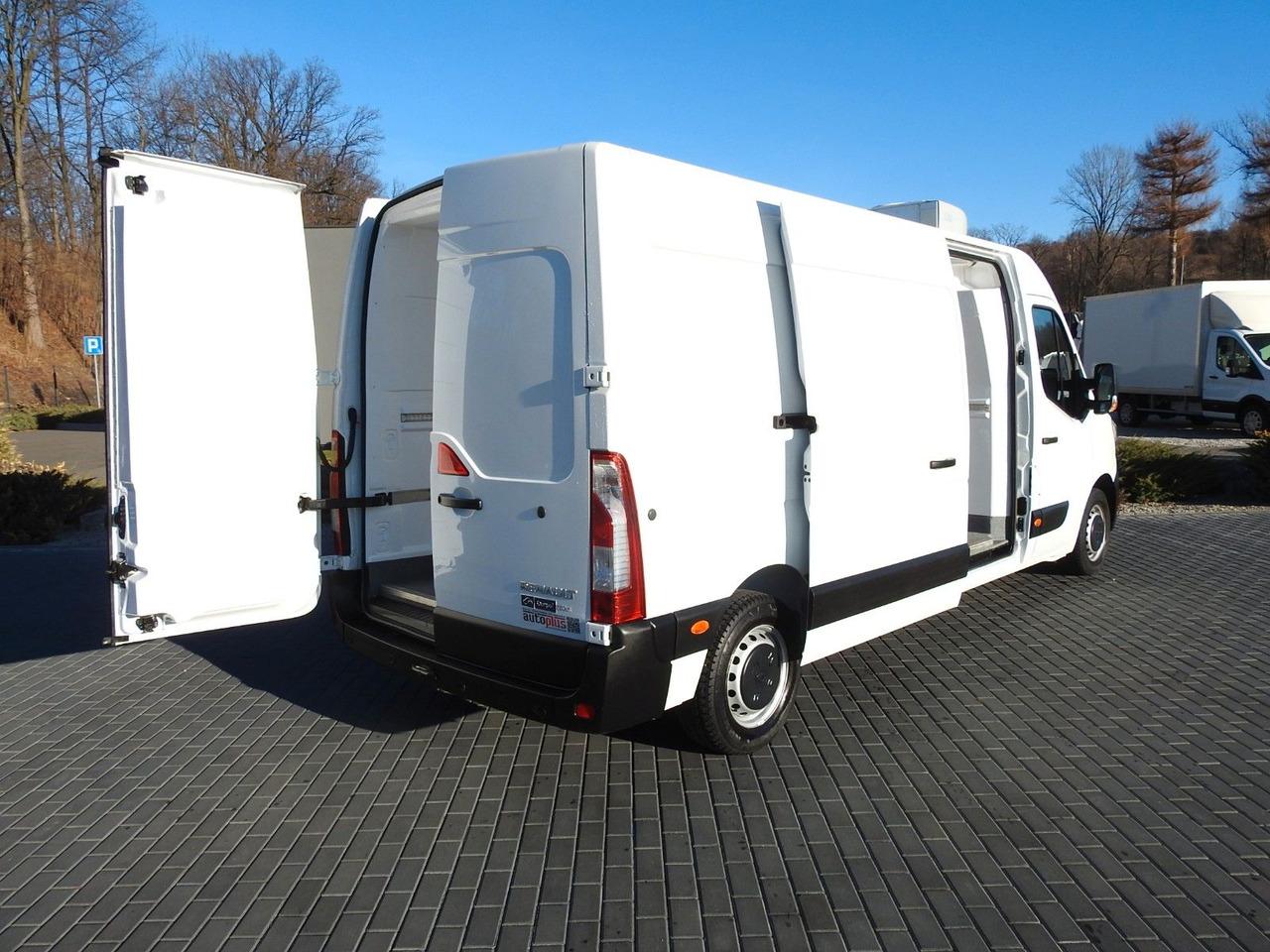 Renault MASTER KÜHLKASTENWAGEN -5*C HEIZFUNKTION A/C Renault MASTER KÜHLKASTENWAGEN -5*C HEIZFUNKTION A/C - Furgoneta frigorifica: foto 3 Renault MASTER KÜHLKASTENWAGEN -5*C HEIZFUNKTION A/C Renault MASTER KÜHLKASTENWAGEN -5*C HEIZFUNKTION A/C - Furgoneta frigorifica: foto 3