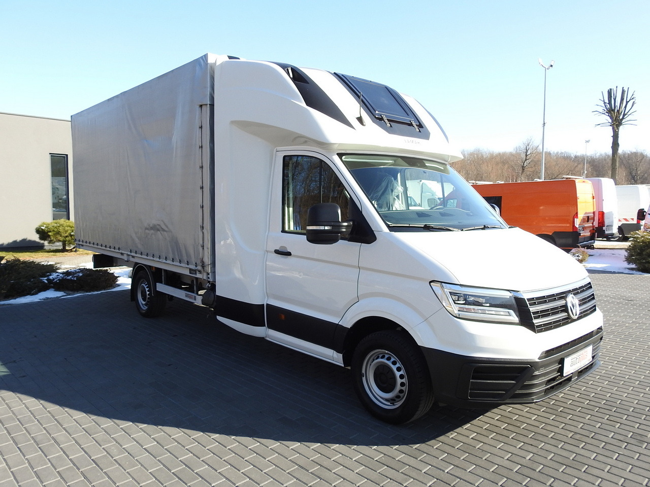 VOLKSWAGEN CRAFTER TARPAULIN 10 PALLETS WEBASTO CRUISE CONTROL AIR CONDITIONING LED LIGHTS PNEUMATICS 180HP - Furgoneta con lona: foto 4 VOLKSWAGEN CRAFTER TARPAULIN 10 PALLETS WEBASTO CRUISE CONTROL AIR CONDITIONING LED LIGHTS PNEUMATICS 180HP - Furgoneta con lona: foto 4