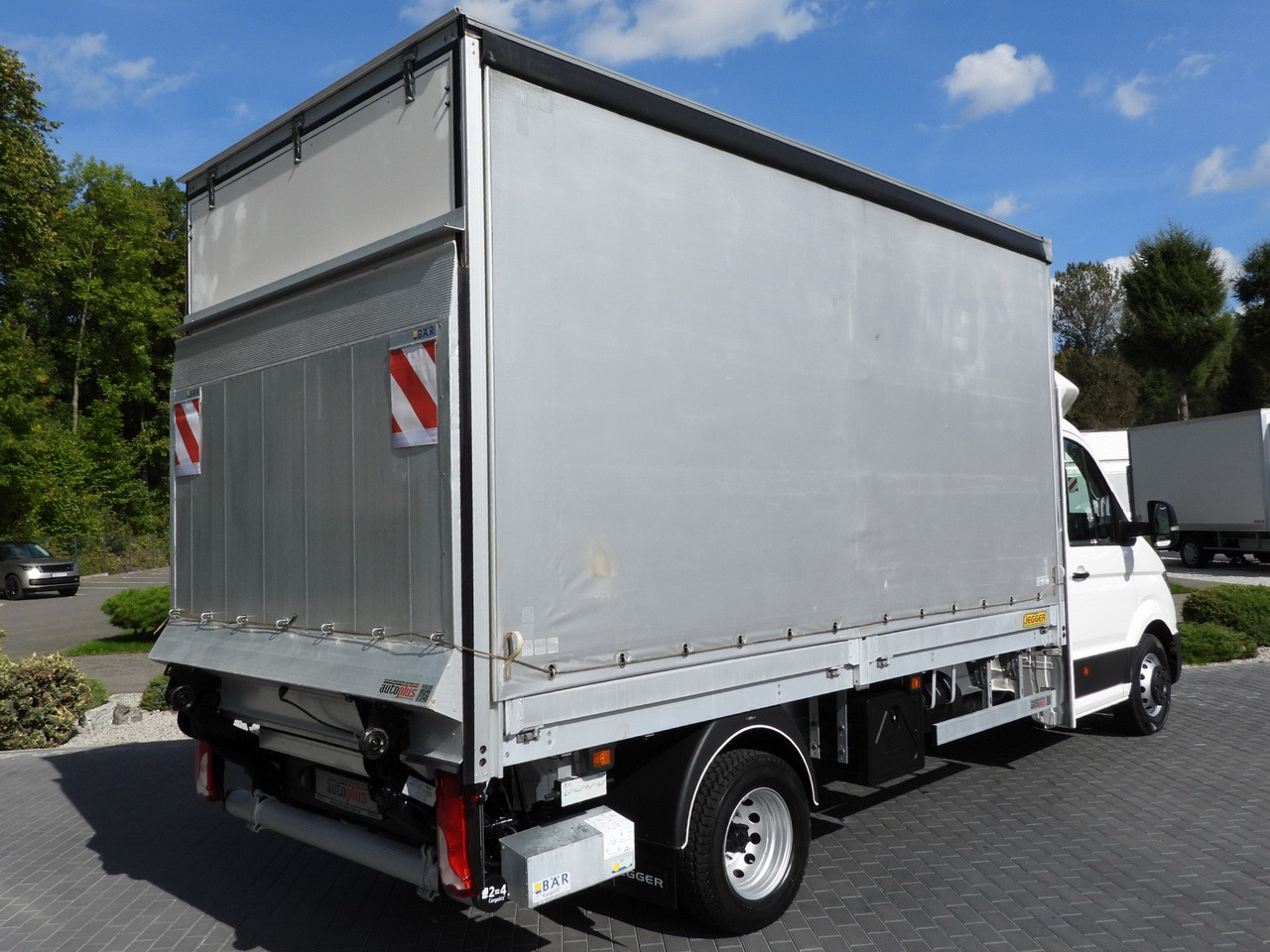 VOLKSWAGEN CRAFTER TARPAULIN LIFT 8 PALLETS CRUISE CONTROL LED LIGHTS TWIN WHEELS AIR CONDITIONING  180HP - Furgoneta con lona: foto 3 VOLKSWAGEN CRAFTER TARPAULIN LIFT 8 PALLETS CRUISE CONTROL LED LIGHTS TWIN WHEELS AIR CONDITIONING  180HP - Furgoneta con lona: foto 3