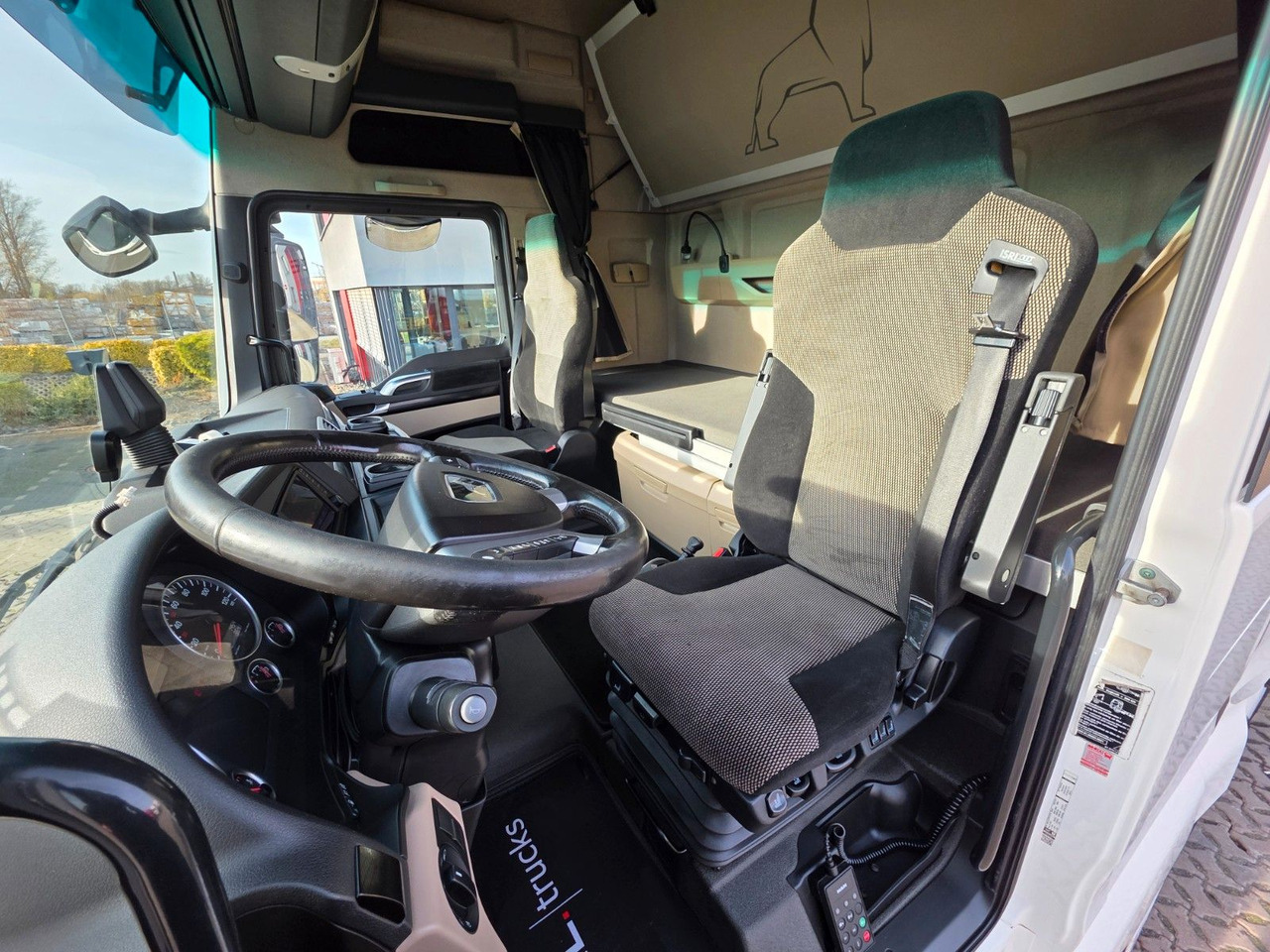 Cabeza tractora MAN TGX 18.500 4X2 LLS-U / 2 Tanks / Xenon: foto 28