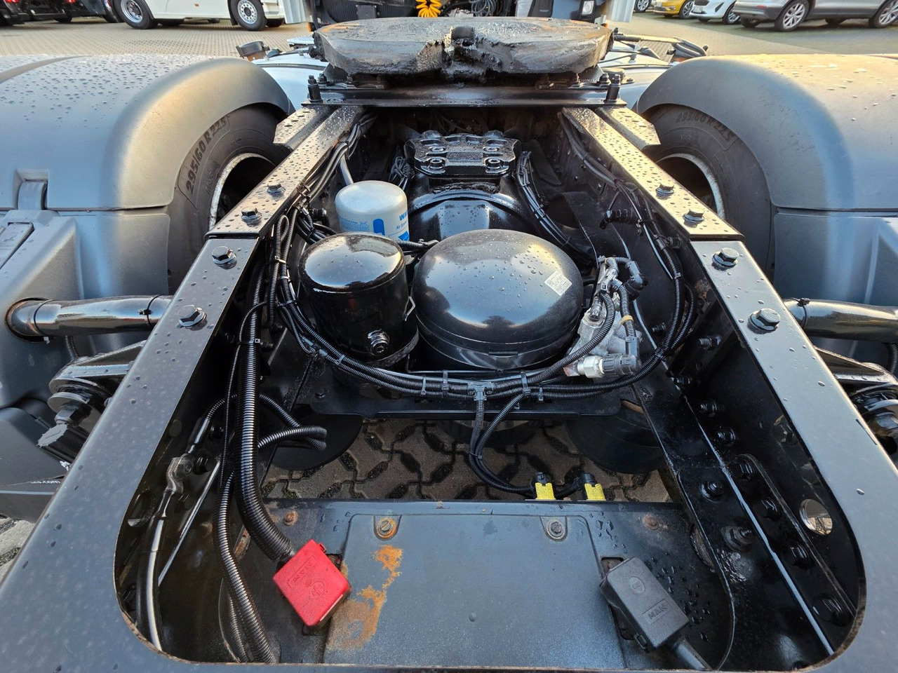 Cabeza tractora MAN TGX 18.500 4X2 LLS-U / 2 Tanks / Xenon: foto 10