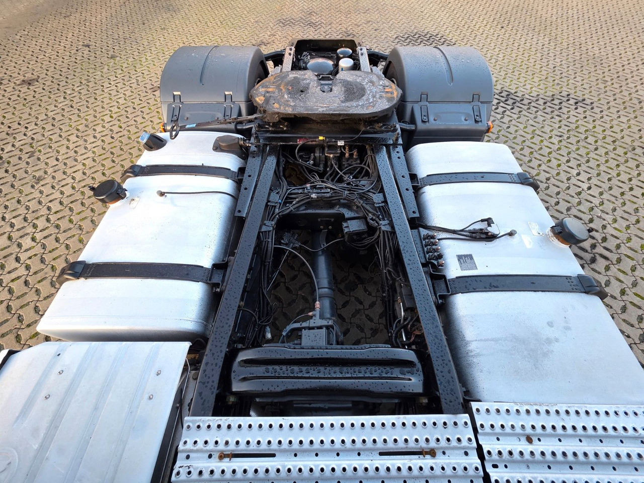 Cabeza tractora MAN TGX 18.500 4X2 LLS-U / 2 Tanks / Xenon: foto 11