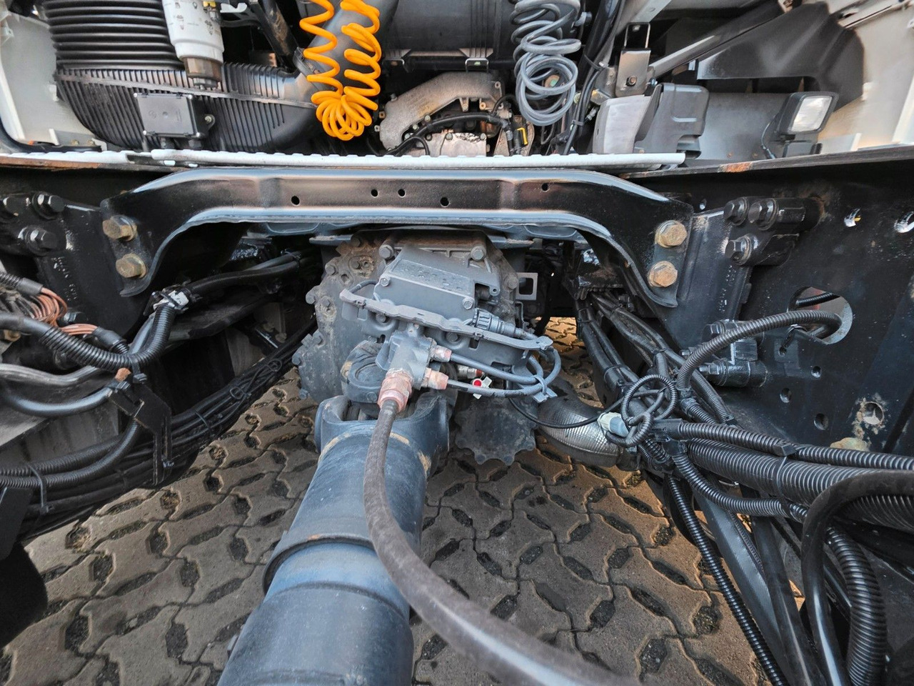 Cabeza tractora MAN TGX 18.500 4X2 LLS-U / 2 Tanks / Xenon: foto 20