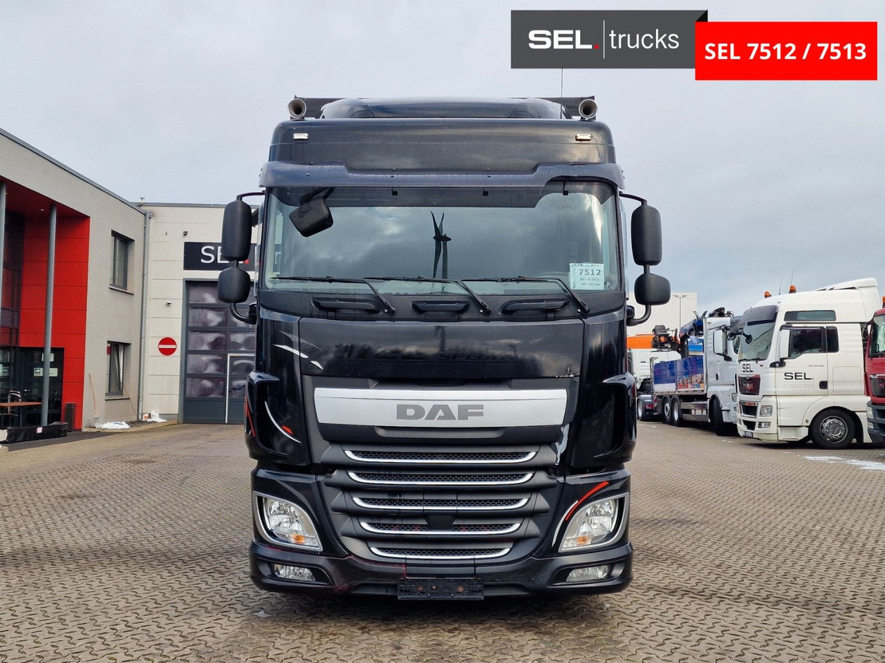 DAF XF 460 FAR / ZF Intarder / Durchladezug - Camión lona: foto 2 DAF XF 460 FAR / ZF Intarder / Durchladezug - Camión lona: foto 2