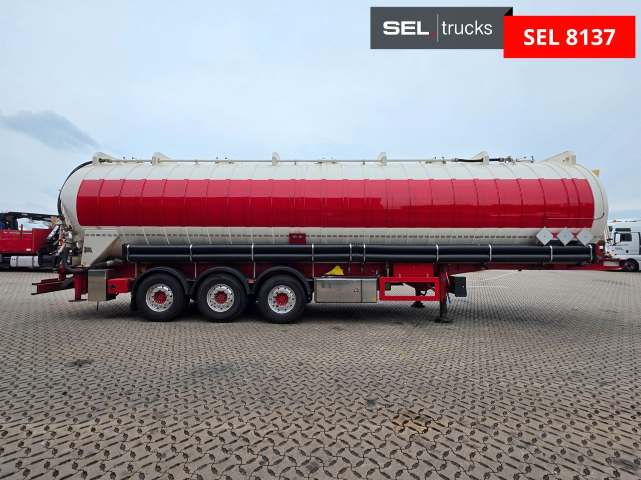 Feldbinder KIP 60.3 / Saug Druck / 60.000 l / ADR AT - Semirremolque silo: foto 4 Feldbinder KIP 60.3 / Saug Druck / 60.000 l / ADR AT - Semirremolque silo: foto 4