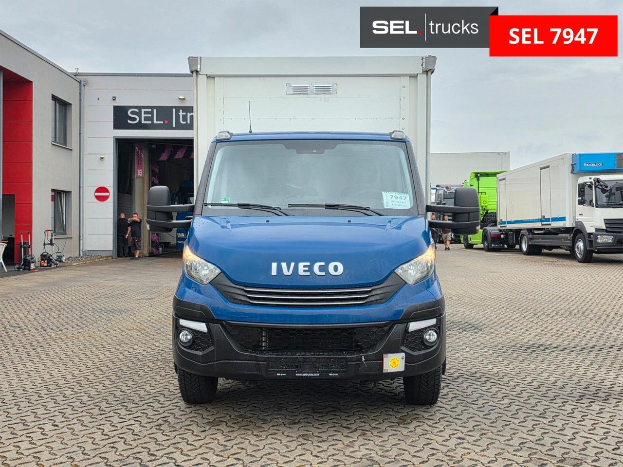 Iveco Daily 70C18 Hi-Matic / Ladebordwand / 3 Sitzen - Furgoneta con lona: foto 2 Iveco Daily 70C18 Hi-Matic / Ladebordwand / 3 Sitzen - Furgoneta con lona: foto 2