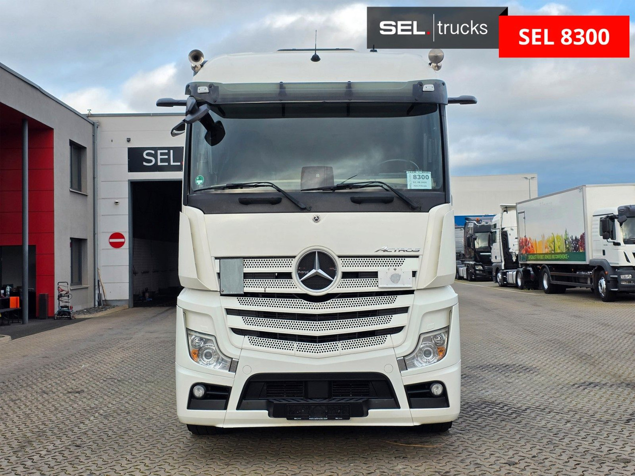 Mercedes-Benz Actros 2545 /Retarder/2 Tanks/Xenon/Liftachse/6D - Camión portacontenedore/ Intercambiable: foto 2 Mercedes-Benz Actros 2545 /Retarder/2 Tanks/Xenon/Liftachse/6D - Camión portacontenedore/ Intercambiable: foto 2