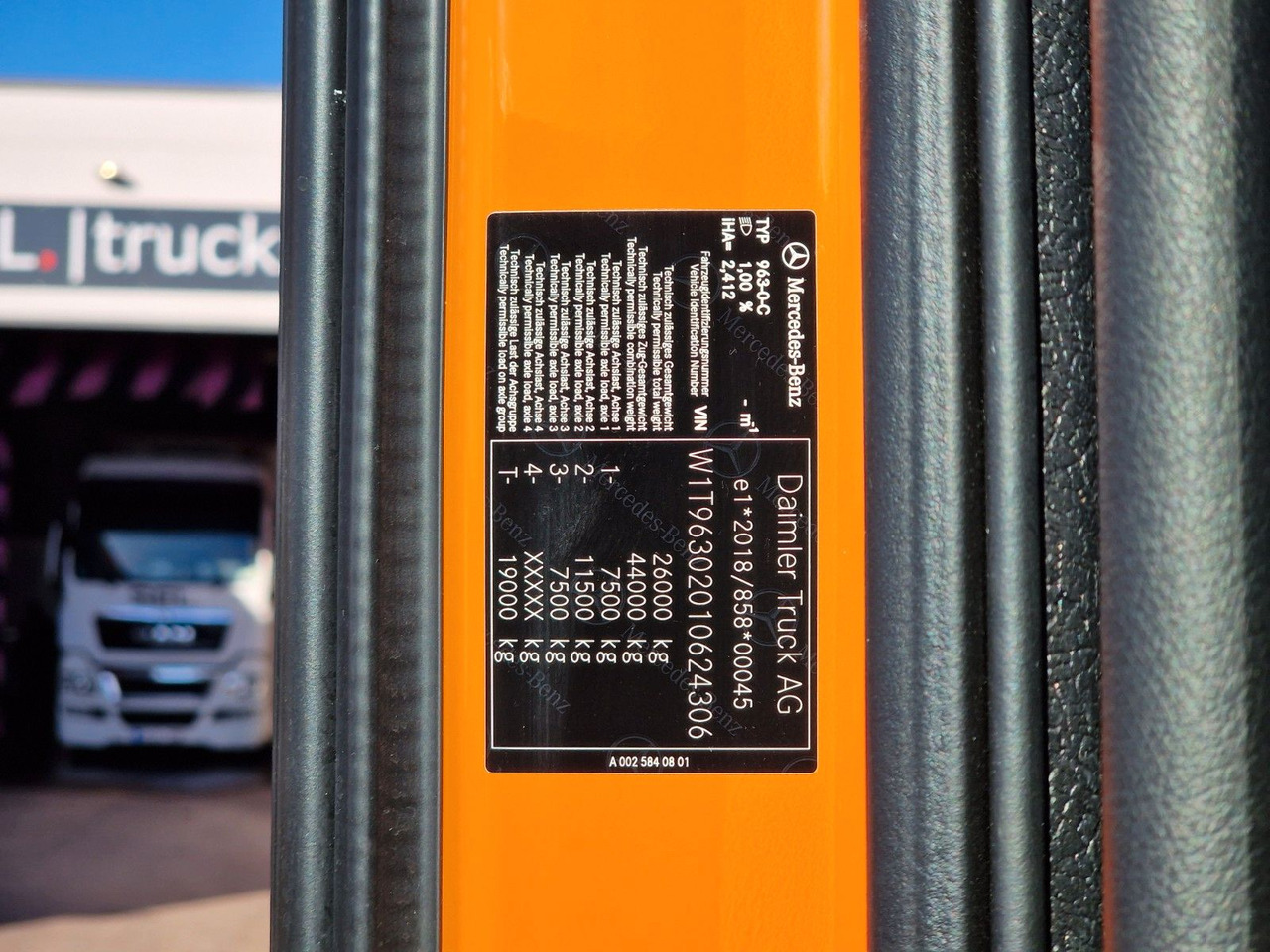 Camión lona Mercedes-Benz Actros 2548 / Retarder / Aluklappen / 6E: foto 15 Camión lona Mercedes-Benz Actros 2548 / Retarder / Aluklappen / 6E: foto 15