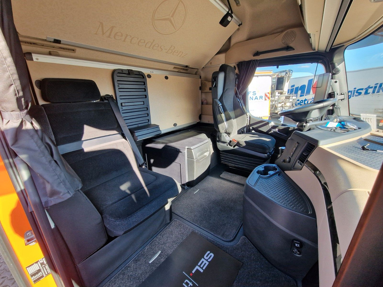 Camión lona Mercedes-Benz Actros 2548 / Retarder / Aluklappen / 6E: foto 19 Camión lona Mercedes-Benz Actros 2548 / Retarder / Aluklappen / 6E: foto 19