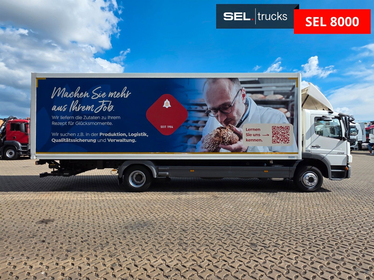 Mercedes-Benz Atego 1218 / Ladebordwand - Camión caja cerrada: foto 4 Mercedes-Benz Atego 1218 / Ladebordwand - Camión caja cerrada: foto 4