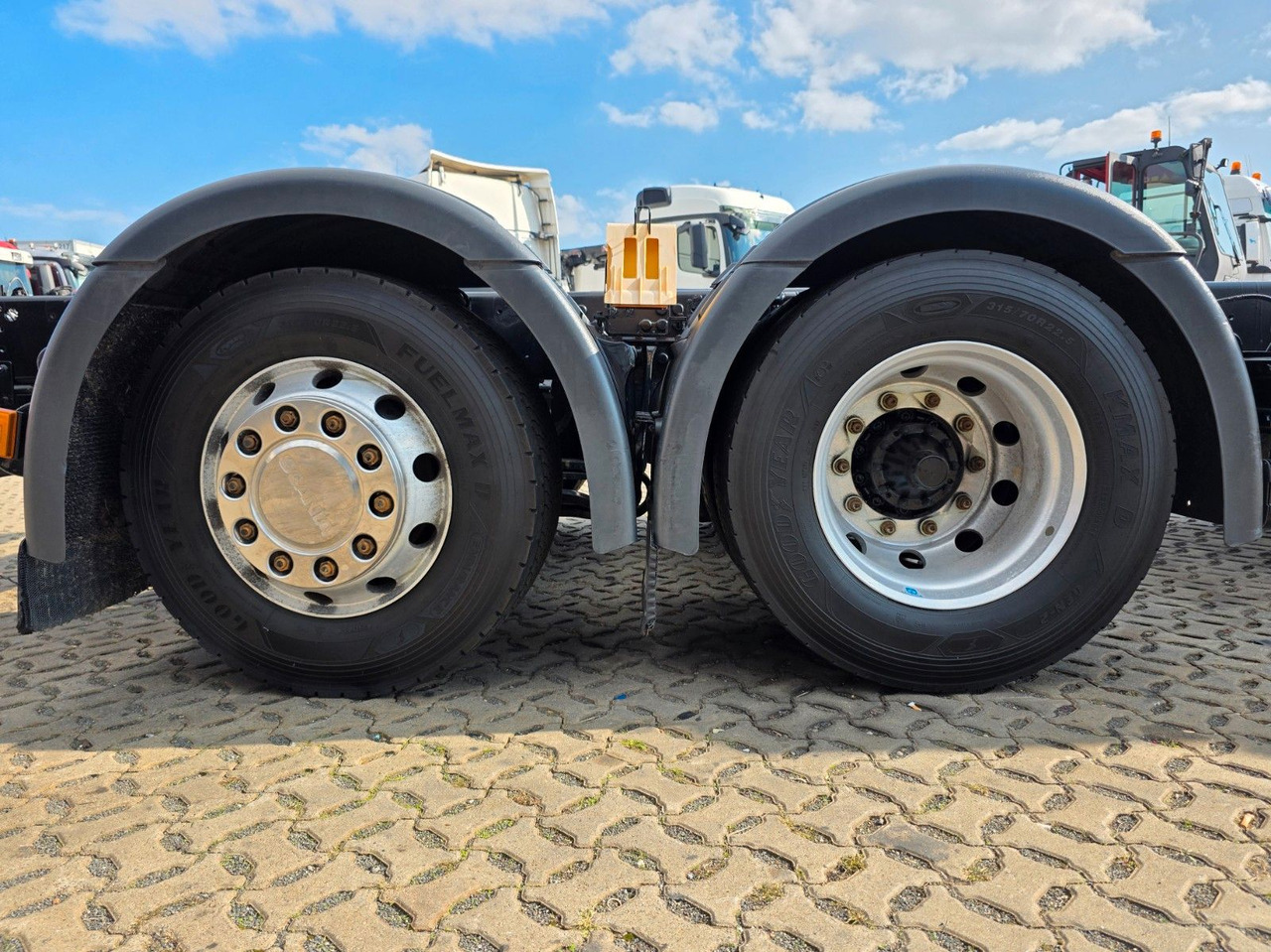 Camión chasis Scania P420 LB6X2*4MNA / Retarder / PTO / ADR: foto 41 Camión chasis Scania P420 LB6X2*4MNA / Retarder / PTO / ADR: foto 41