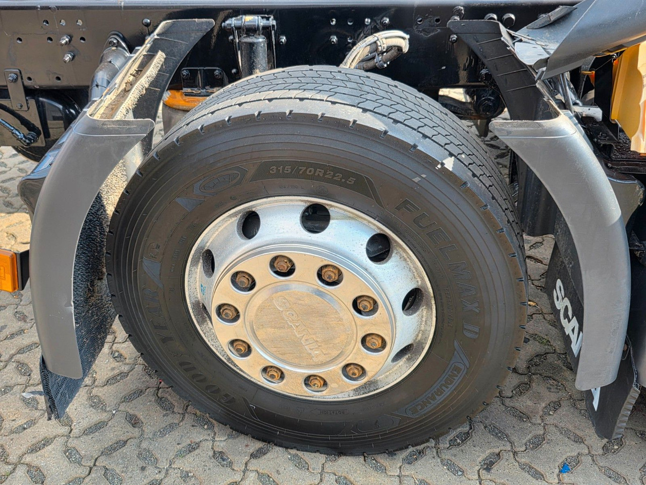 Camión chasis Scania P420 LB6X2*4MNA / Retarder / PTO / ADR: foto 45 Camión chasis Scania P420 LB6X2*4MNA / Retarder / PTO / ADR: foto 45