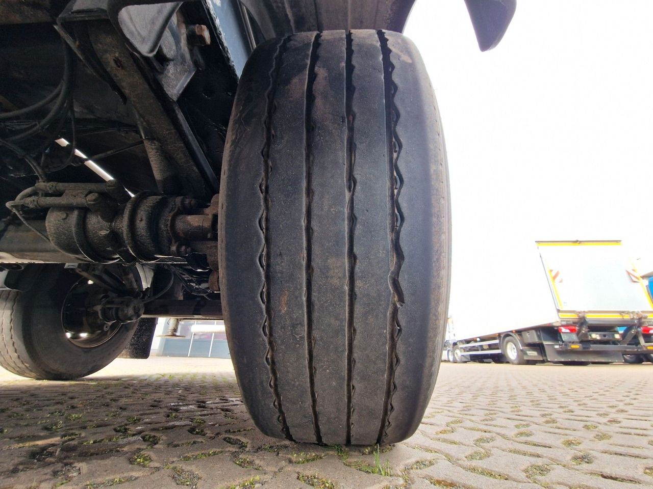 Semirremolque silo Spitzer SKS 27 / Kippsilo / 53.000 l / Liftachse: foto 25