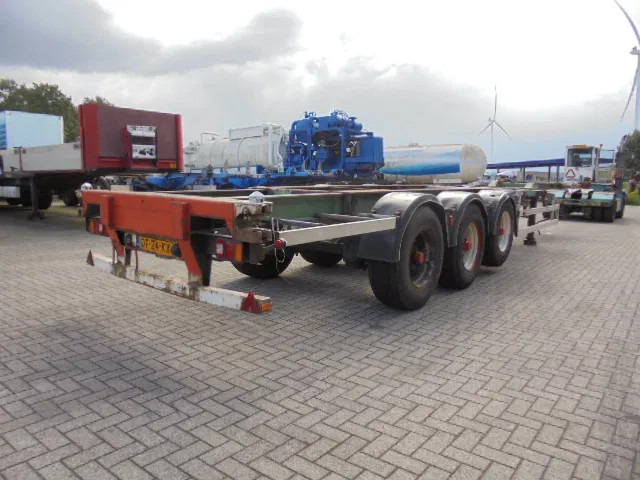 BFT CS 36/126/22 GA - Semirremolque portacontenedore/ Intercambiable: foto 4 BFT CS 36/126/22 GA - Semirremolque portacontenedore/ Intercambiable: foto 4