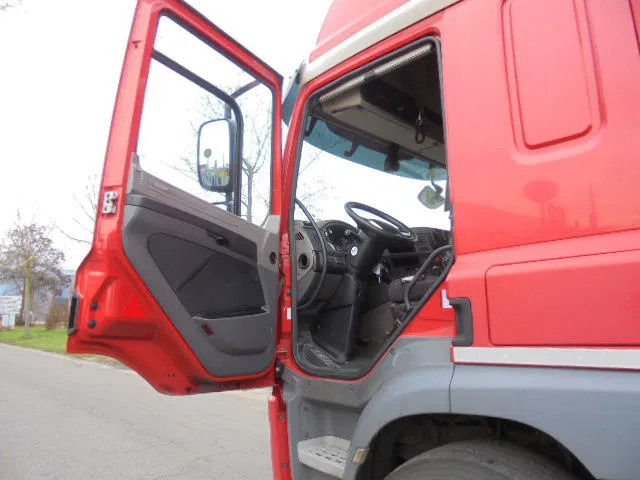 DAF CF 410 52 UNITS IN STOCK NL TREKKERS - Cabeza tractora: foto 4 DAF CF 410 52 UNITS IN STOCK NL TREKKERS - Cabeza tractora: foto 4