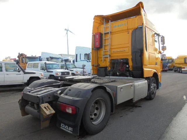 DAF XF 440 - Cabeza tractora: foto 5 DAF XF 440 - Cabeza tractora: foto 5