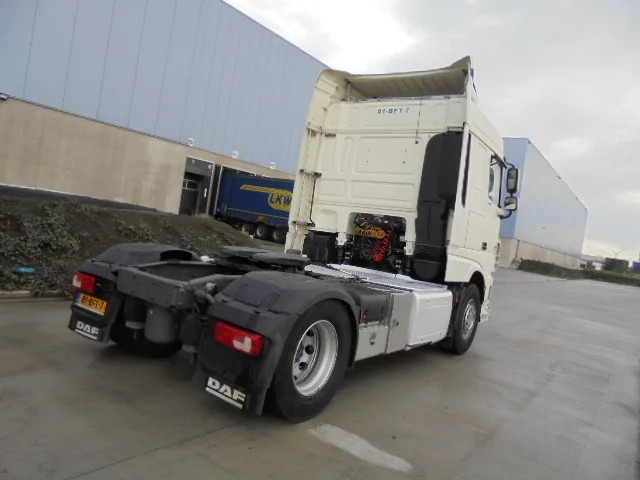 DAF XF 440 - Cabeza tractora: foto 5 DAF XF 440 - Cabeza tractora: foto 5