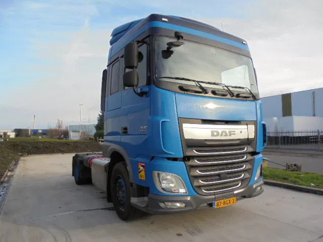 DAF XF 440 - Cabeza tractora: foto 3 DAF XF 440 - Cabeza tractora: foto 3