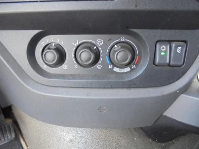 Cabeza tractora DAF XF 440: foto 17