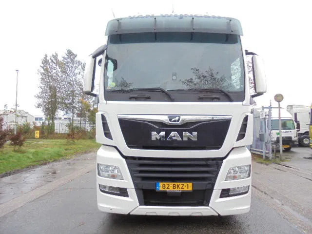 MAN TGA 18.480 XXL MAX SMART TACHO 20X IN STOCK - Cabeza tractora: foto 2 MAN TGA 18.480 XXL MAX SMART TACHO 20X IN STOCK - Cabeza tractora: foto 2